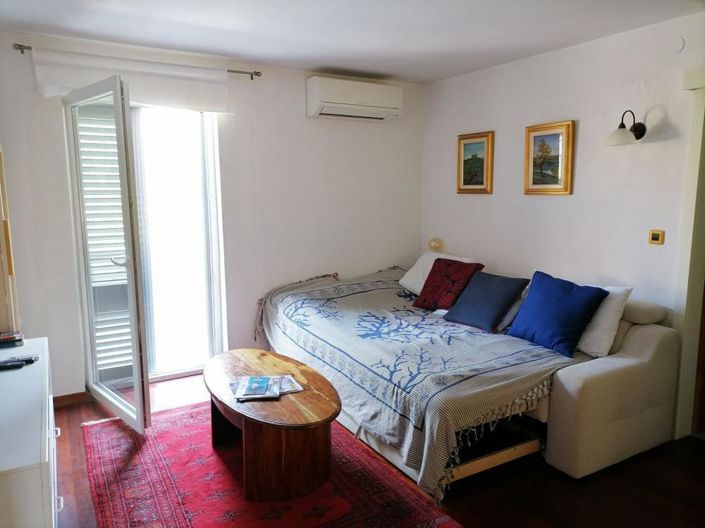 Image No.18-4 Bed Property for sale