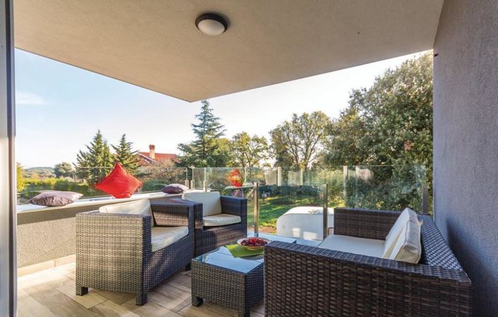 Image No.14-4 Bed Property for sale