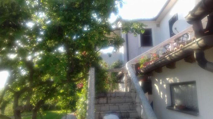 Image No.5-10 Bed Property for sale