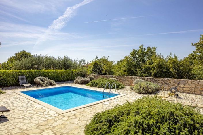 Image No.6-7 Bed Property for sale