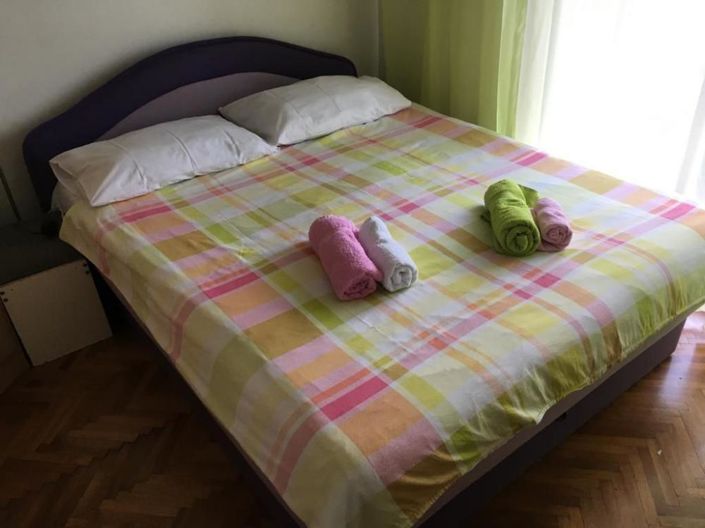 Image No.13-4 Bed Property for sale