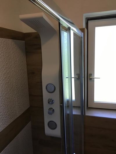 Image No.18-4 Bed Property for sale