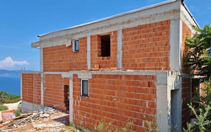 Image No.5-3 Bed Property for sale