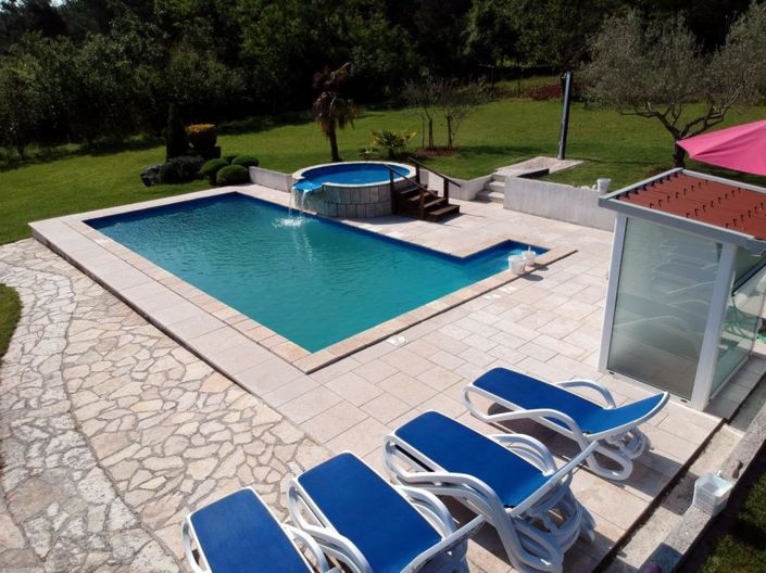 Image No.3-4 Bed Property for sale