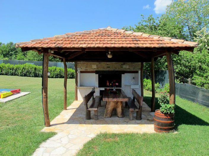 Image No.6-4 Bed Property for sale