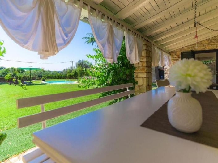 Image No.22-4 Bed Property for sale