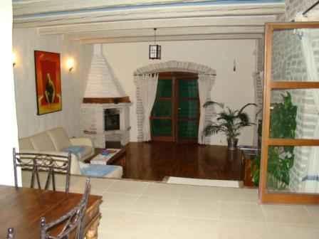 Image No.2-4 Bed Property for sale