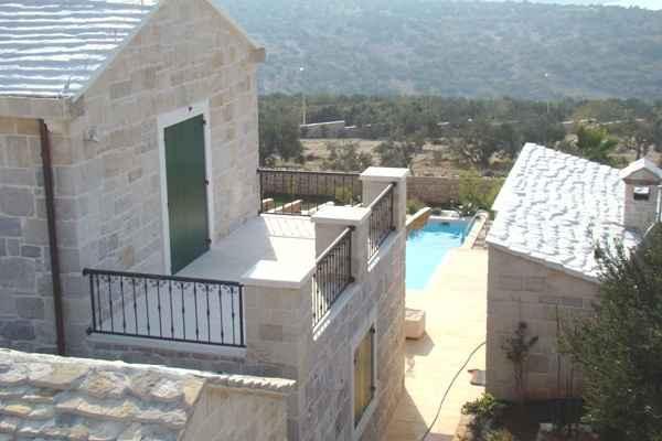 Image No.6-4 Bed Property for sale