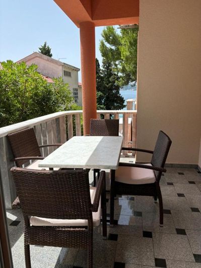 Image No.20-14 Bed Property for sale