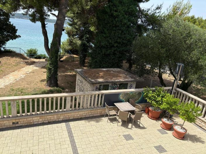 Image No.3-14 Bed Property for sale