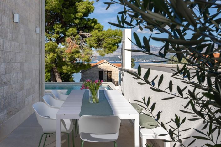 Image No.23-4 Bed Property for sale