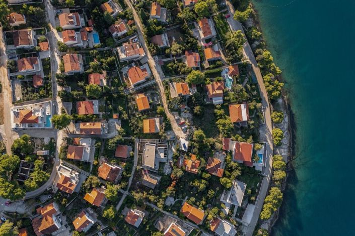 Image No.4-4 Bed Property for sale