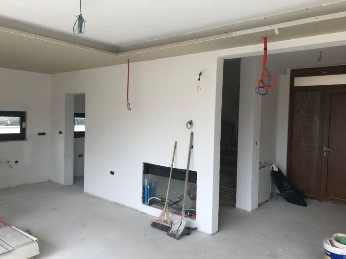 Image No.6-5 Bed Property for sale