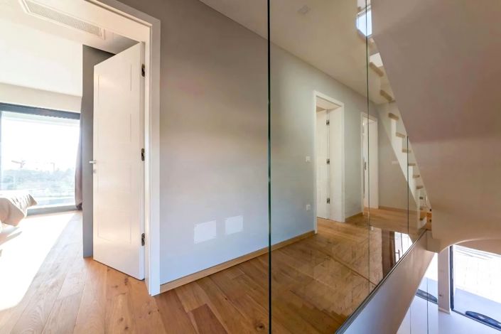 Image No.13-3 Bed Property for sale