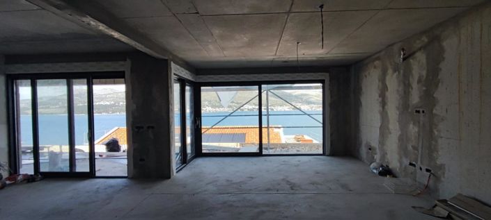 Image No.11-4 Bed Property for sale