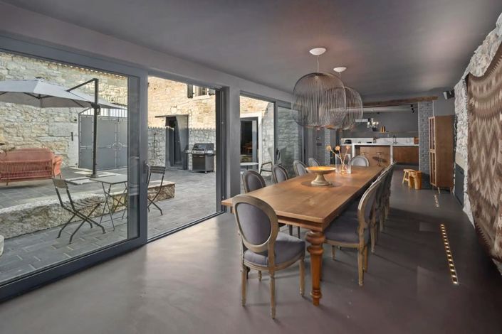 Image No.18-4 Bed Property for sale