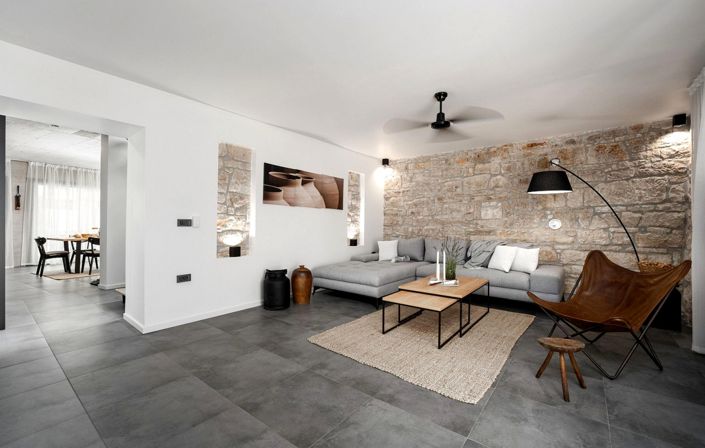 Image No.16-2 Bed Property for sale