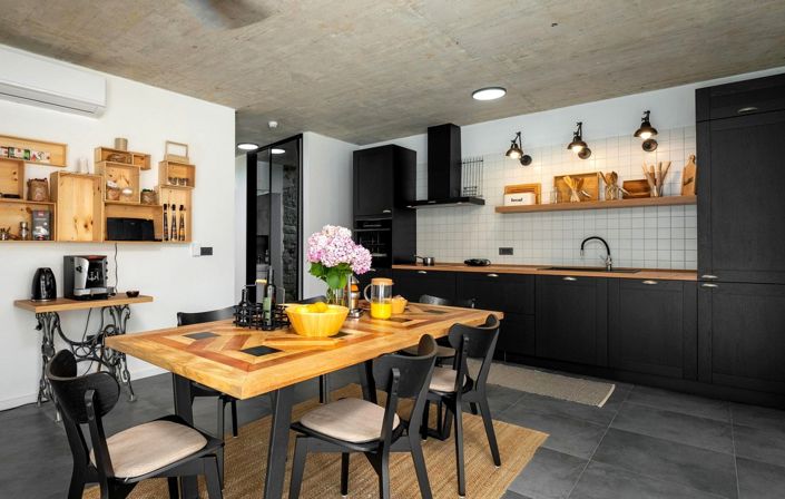 Image No.20-2 Bed Property for sale