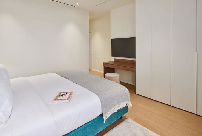 Image No.16-2 Bed Property for sale