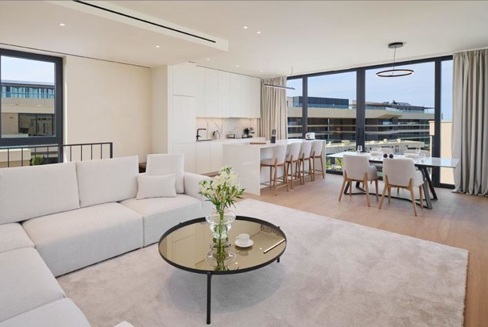 Image No.25-2 Bed Property for sale