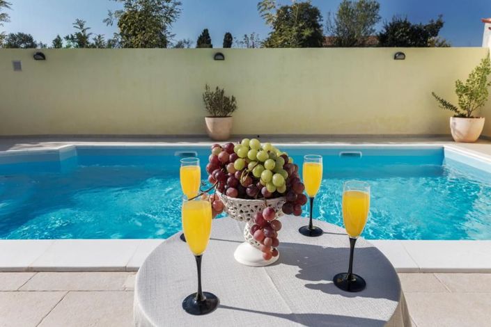 Image No.8-Propriété de 5 chambres à vendre à Vodnjan