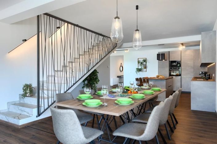 Image No.18-5 Bed Property for sale