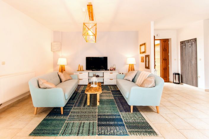 Image No.16-4 Bed Property for sale