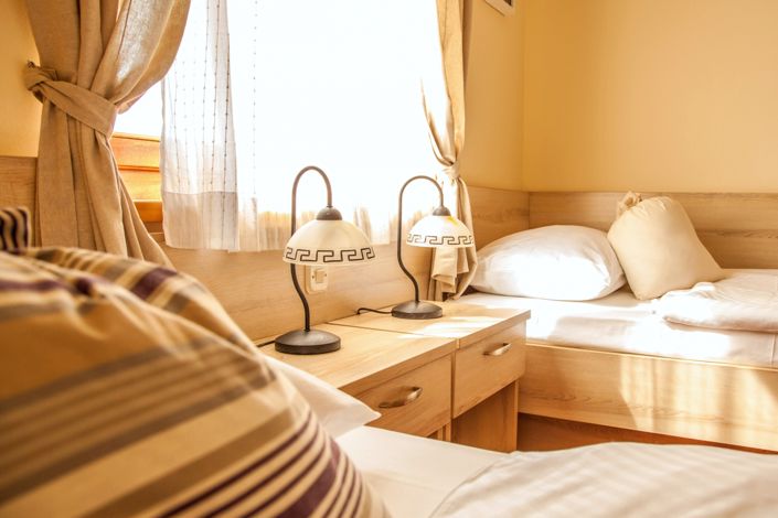 Image No.23-4 Bed Property for sale