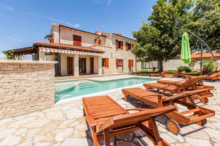 Image No.5-4 Bed Property for sale