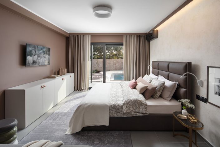 Image No.22-3 Bed Property for sale