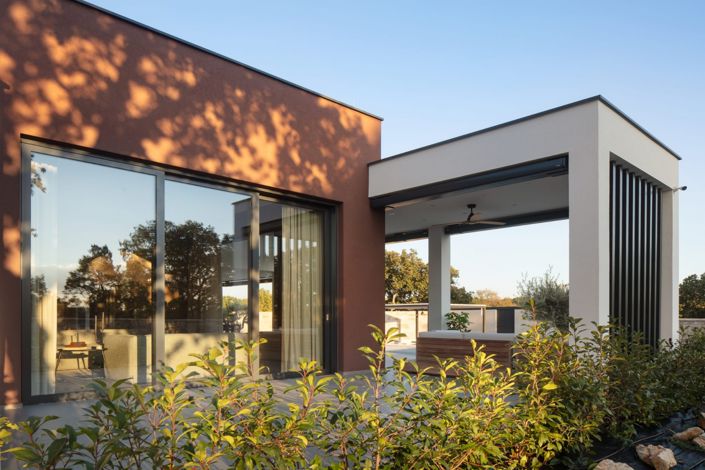 Image No.7-3 Bed Property for sale