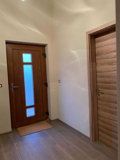 Image No.19-4 Bed Property for sale