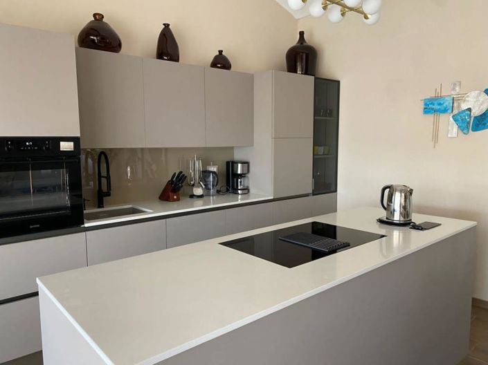 Image No.24-4 Bed Property for sale