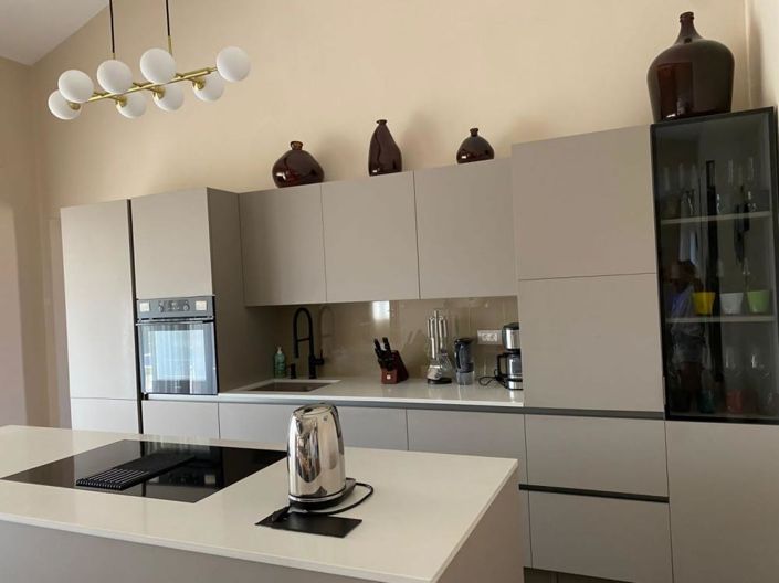 Image No.25-4 Bed Property for sale