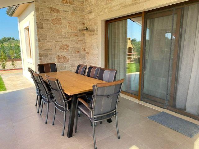 Image No.8-4 Bed Property for sale