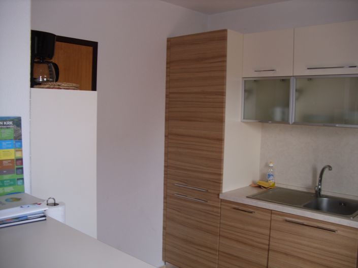 Image No.12-5 Bed Property for sale