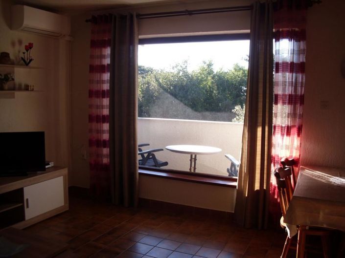 Image No.17-4 Bed Property for sale