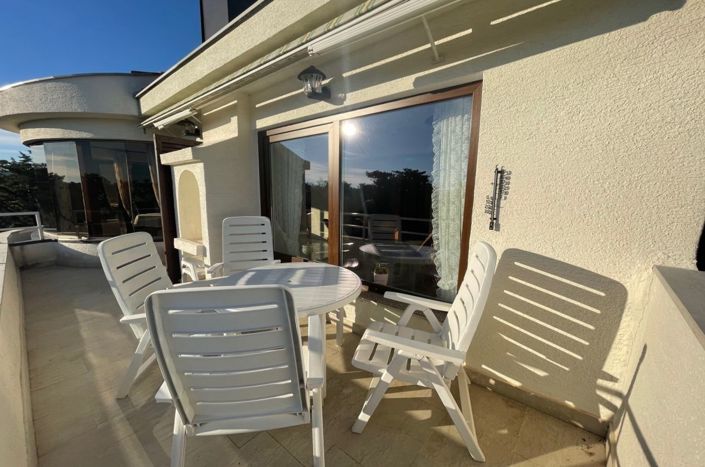 Image No.6-4 Bed Property for sale