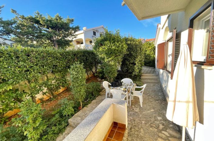 Image No.7-4 Bed Property for sale