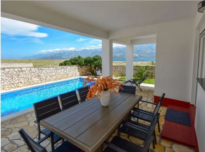 Image No.3-4 Bed Property for sale