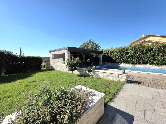 Image No.6-4 Bed Property for sale