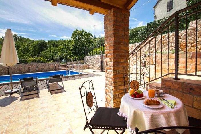 Image No.4-3 Bed Property for sale