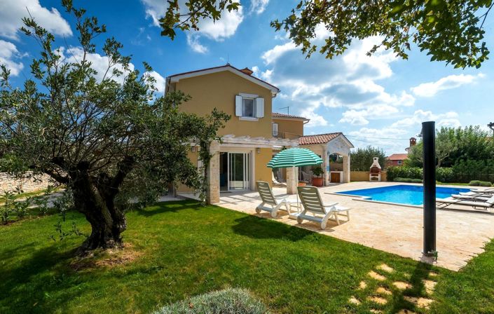 Image No.2-4 Bed Property for sale