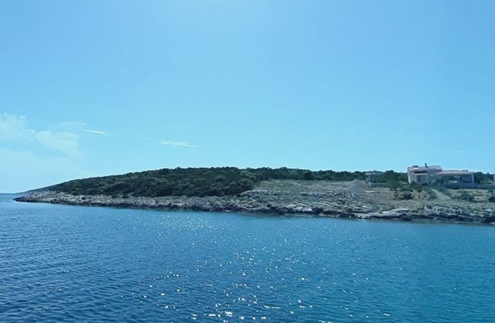 Image No.23-3 Bed Property for sale