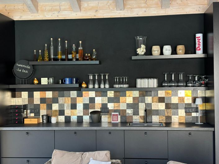 Image No.8-5 Bed Property for sale