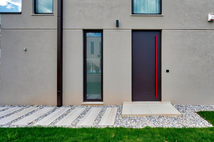 Image No.10-4 Bed Property for sale