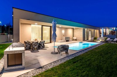 4 Bed Property for sale