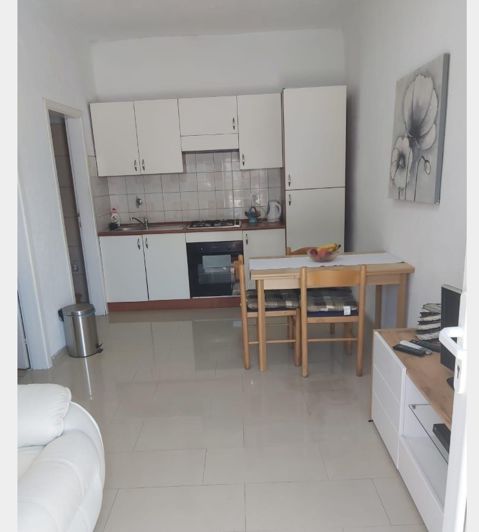 Image No.11-8 Bed Property for sale