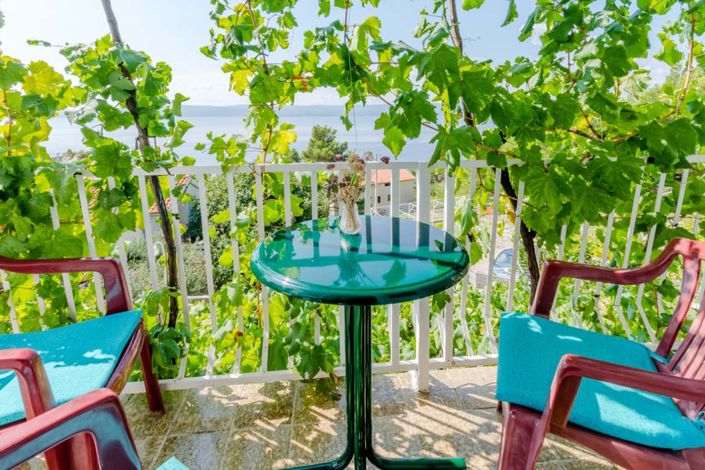 Image No.21-12 Bed Property for sale