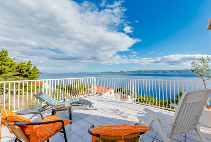 Image No.3-12 Bed Property for sale